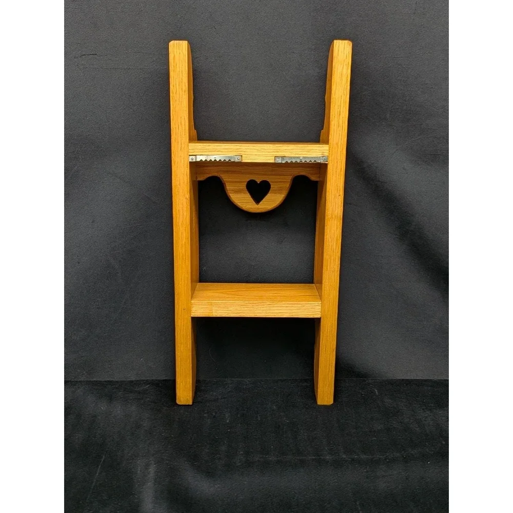 Vtg Oak 2 Tier Shelf Heart Cut Out Knick Knack Rack Tchotchke Trinkets Cottage
